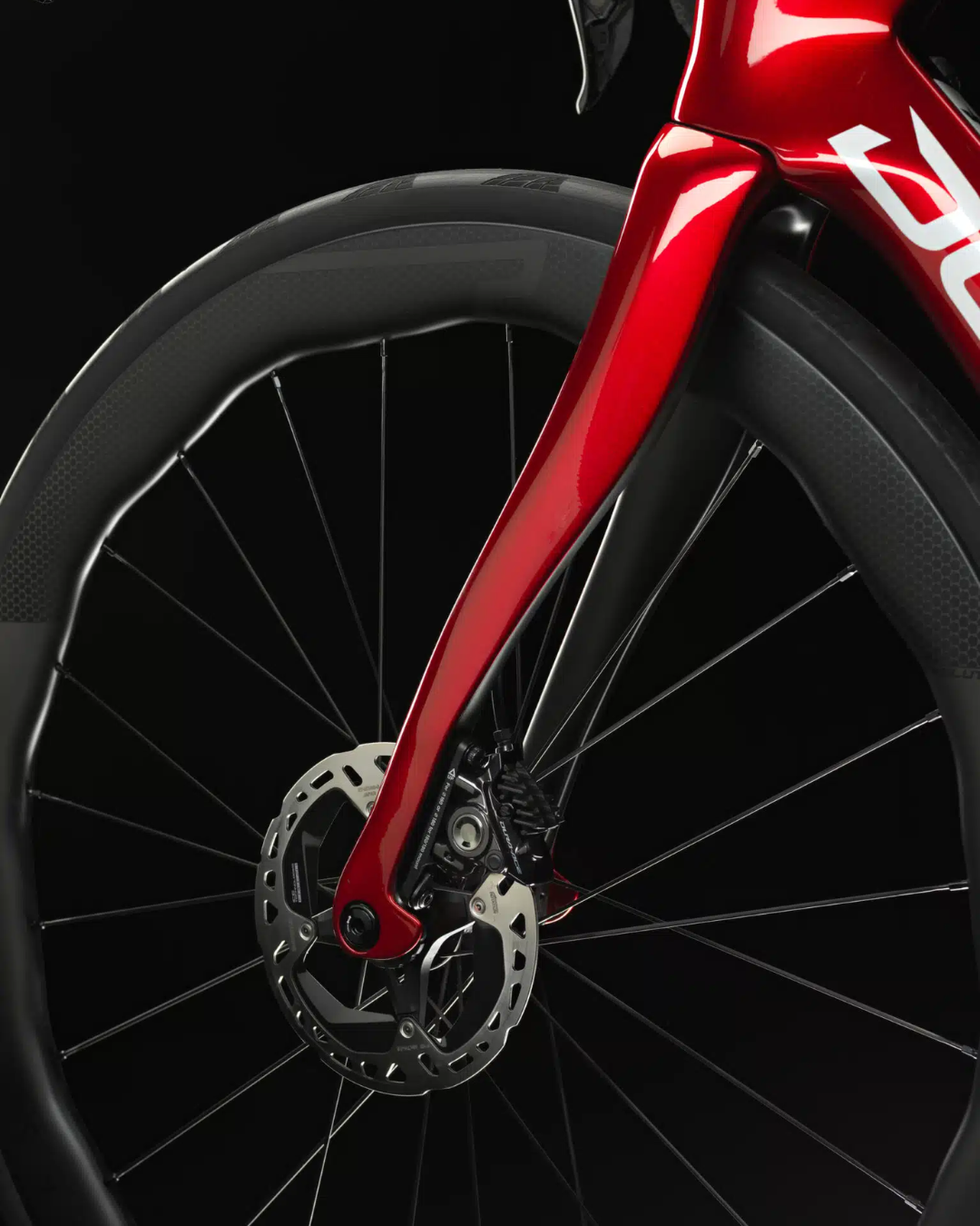 Dogma F Disc G117 StrRed 55cm build