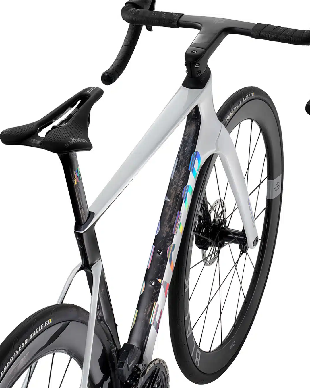 OSTRO 2.0 DISC 56cm - Ultegra 8170 Di2 - Pearl White/Chrome